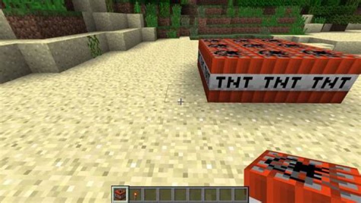 How to explode tnt minecraft