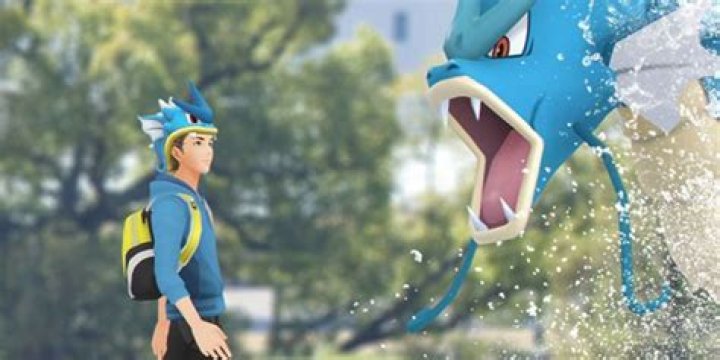 How to get gyarados hat in pokemon go