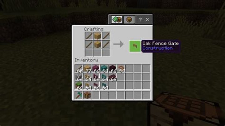 How to make a opening fence in minecraft