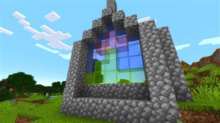 How to make stained glass windows in minecraft