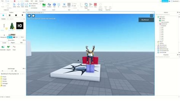 How to move around in roblox studio