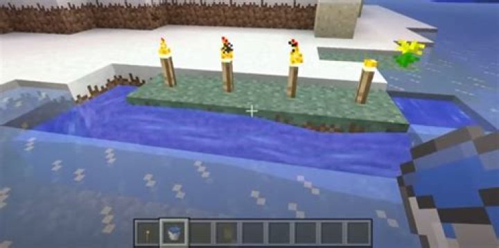 How to stop water from freezing in minecraft