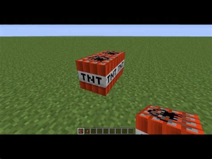 Minecraft how to detonate tnt