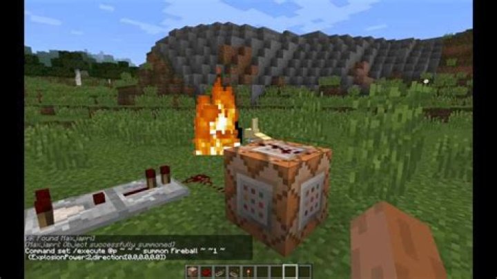 Minecraft how to summon a fireball
