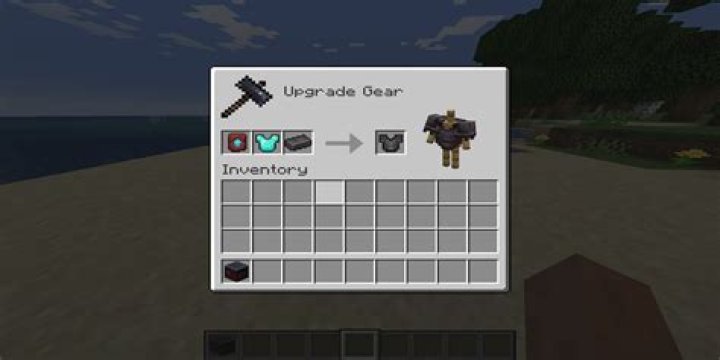 What does a smithing table do in minecraft
