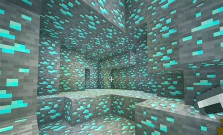 Where to find diamonds in minecraft 1.18 bedrock